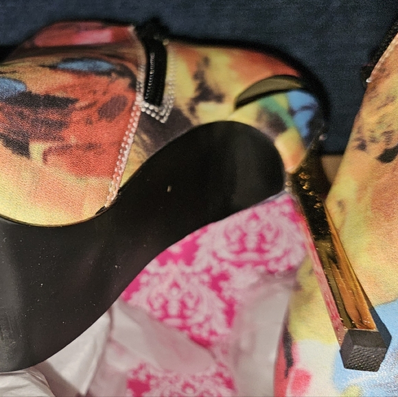 Privilege Multi Color Booties - Picture 5 of 6